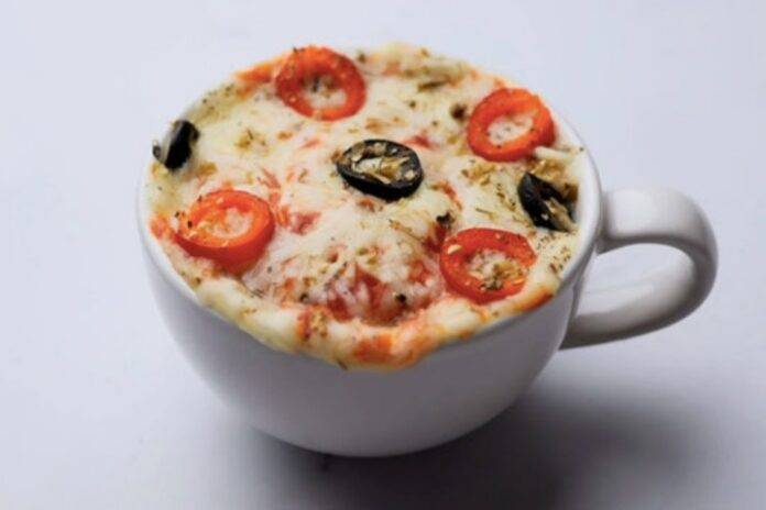 Have you eaten pizza in a cup? Learn how to make instant cup pizza