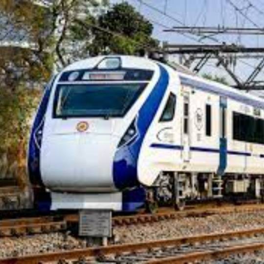 How many Vande Bharat Express trains in the country, what is the route, see the complete list here