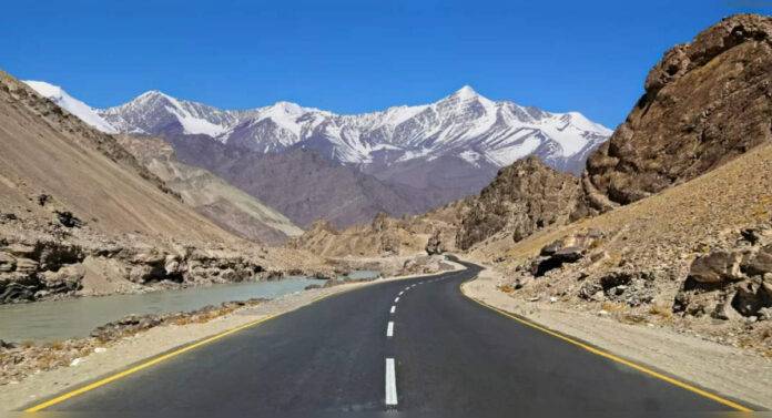If you are planning a road trip, then definitely go to the places on this highway