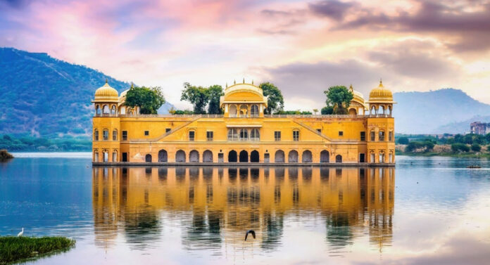 Jal Mahal is a palace in the middle of the Man Sagar Lake, read to know more
